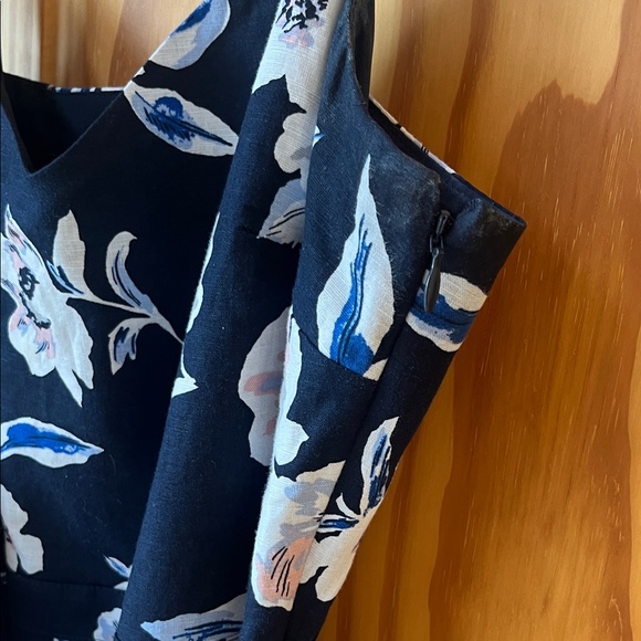 Banana Republic Navy Floral Spaghetti Strap Dress - Size 12 - Picture 10 of 10